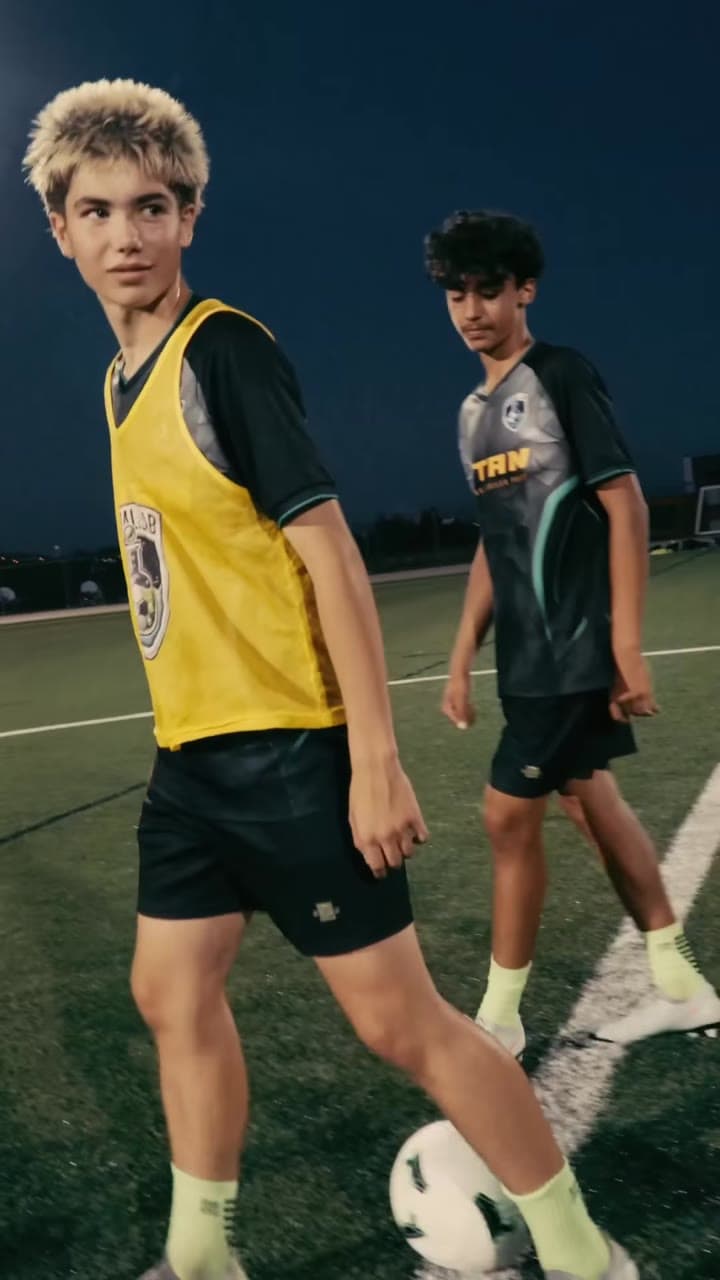 Players at an evening session
